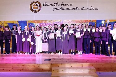 Танцуют все!